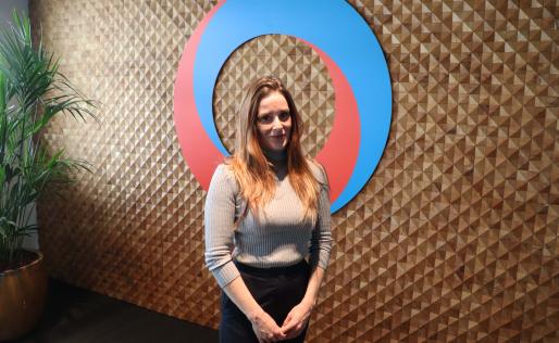 Maria bij haar werkgever ICS Groep