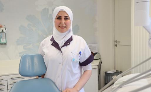 Asmaa bij Dental Clinics