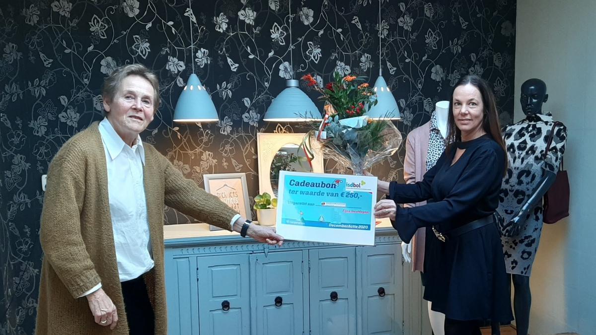 Overhandiging cheque