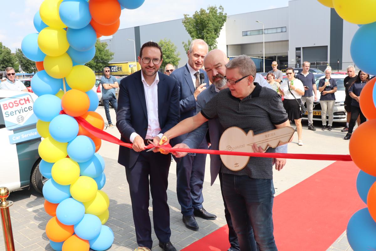 Lintje doorknippen met Martin de Beer