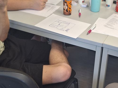 BINX Smartility gastles jongeren ontwerpen en tekenen een eigen huis